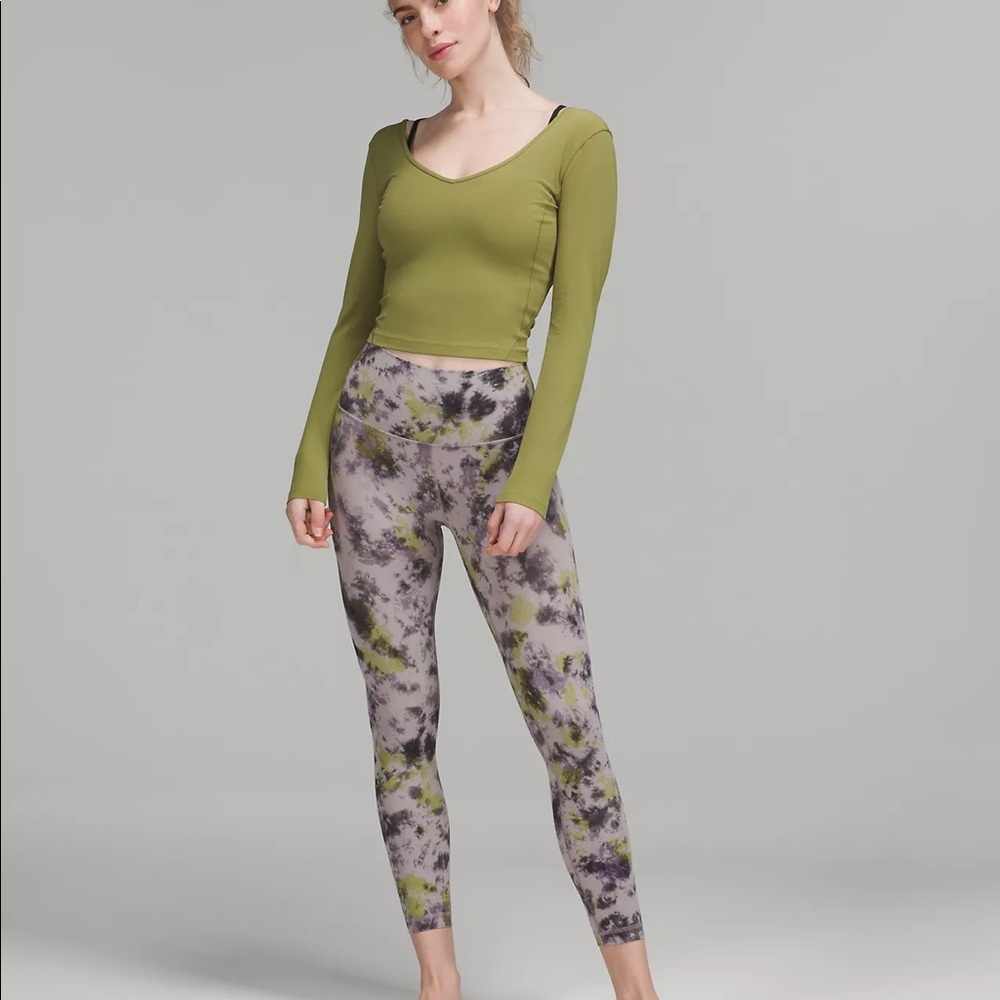 Lululemon High Rise Yoga Pants MSRP: $118